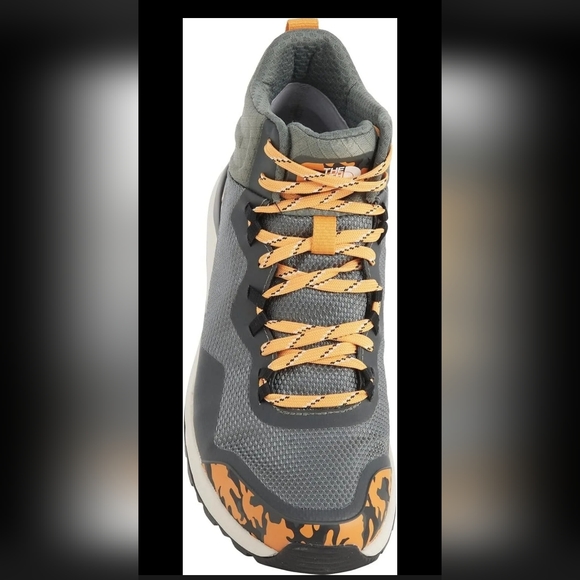 North Face Activist Futurelight boots - Picture 2 of 6